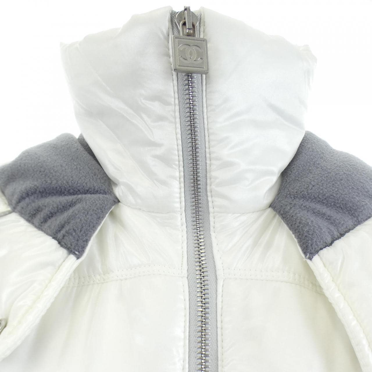 【ヴィンテージ】シャネル CHANEL IDENTIFICATION P21850V13361 03A ブルゾン