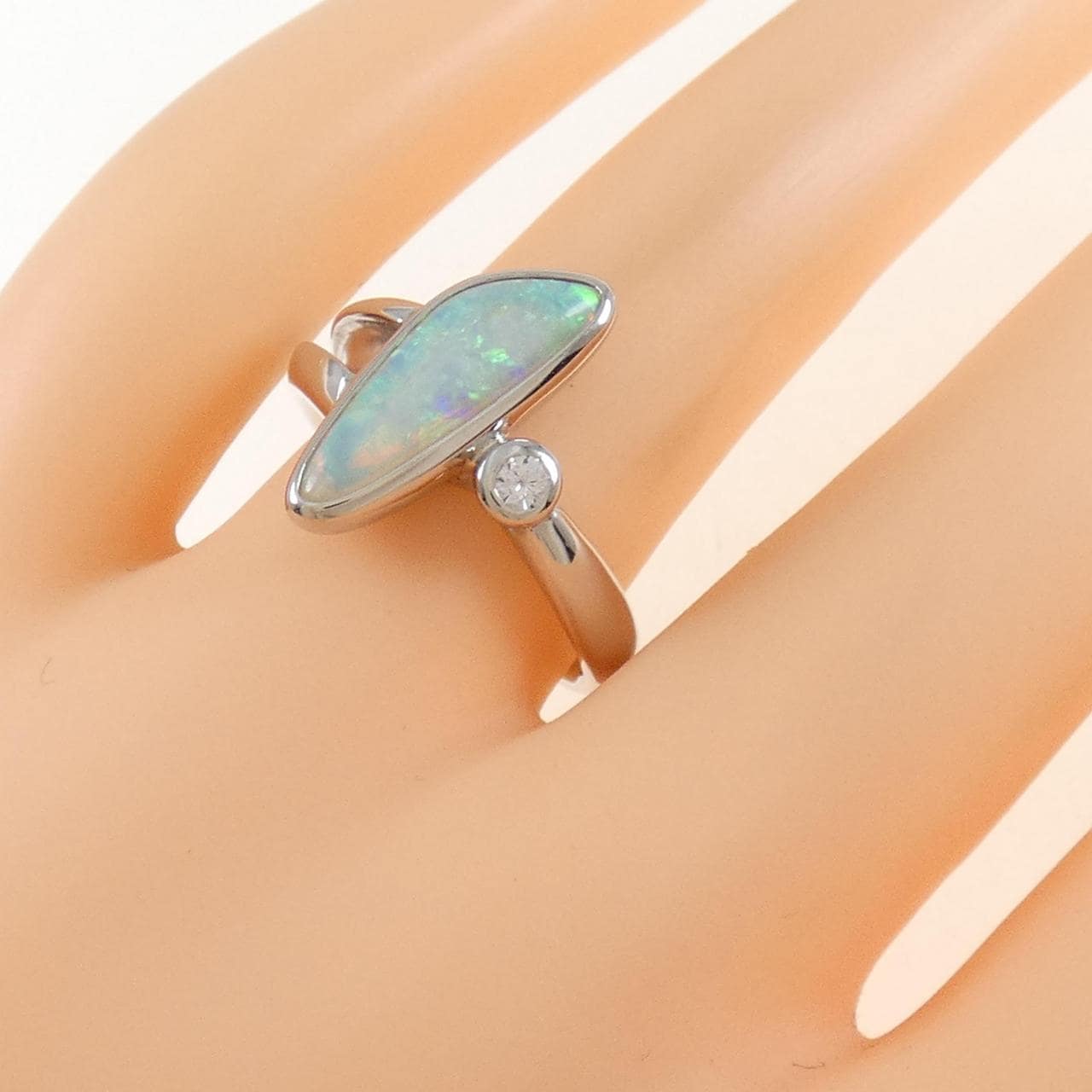 PT OPAL Ring 1.18CT