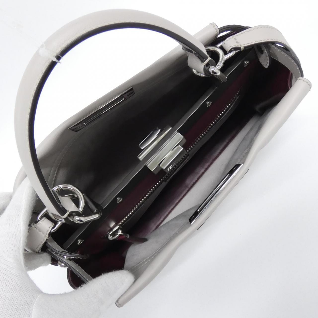 フェンディ ピーカブー 8BN290 3ZN バッグ