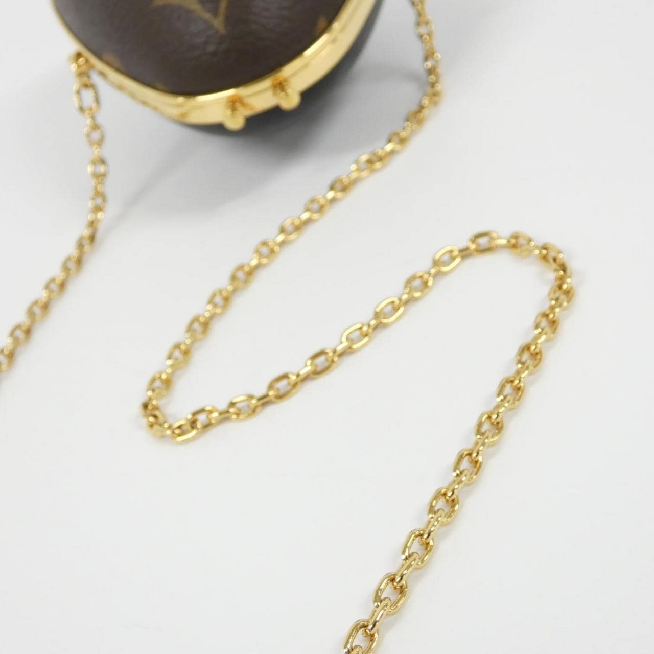 ルイヴィトン モノグラム LV エッグケース MP2588 ショルダーバッグ