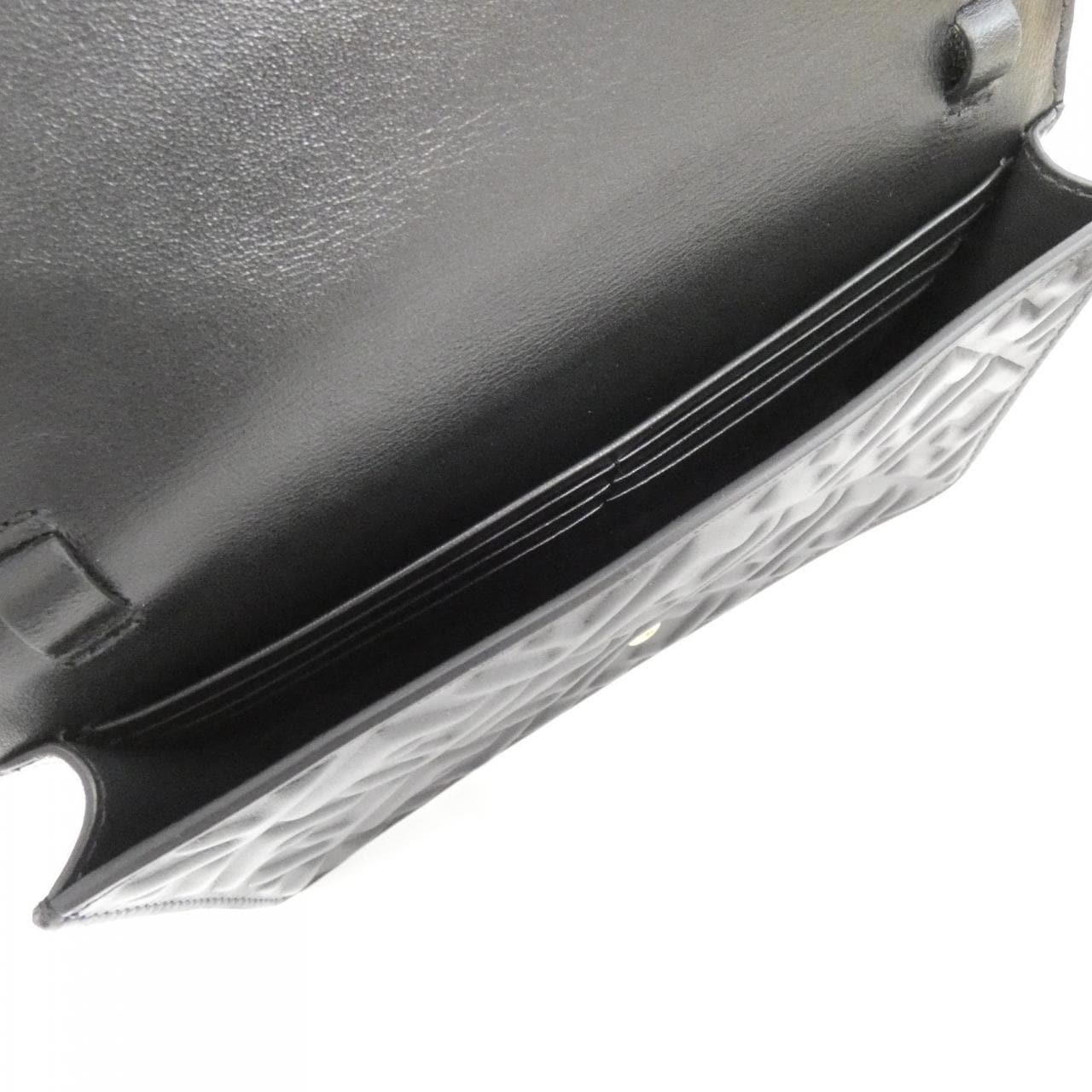 フェンディ ショルダー バゲット 8M0498 AAJD ショルダーウォレット