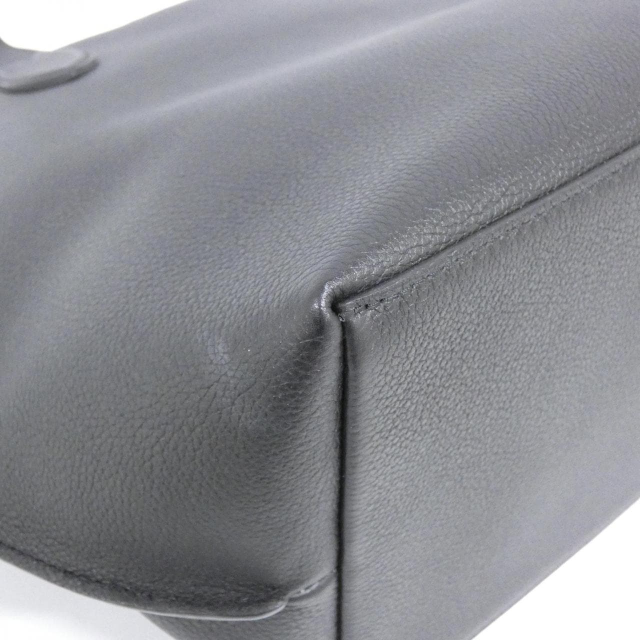 ルイヴィトン ロックミー ゴー M55028 バッグ