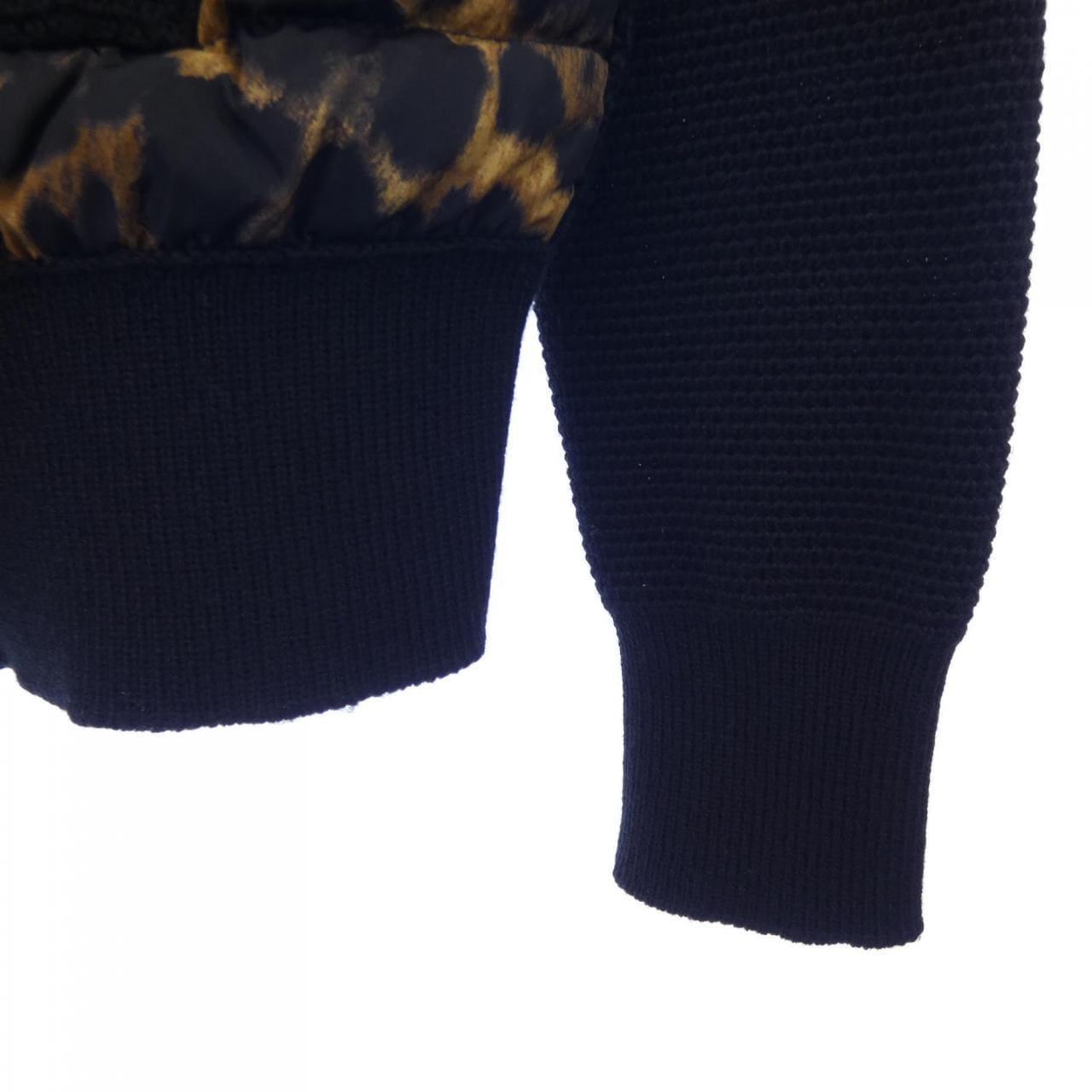 モンクレール MONCLER ダウンジャケット