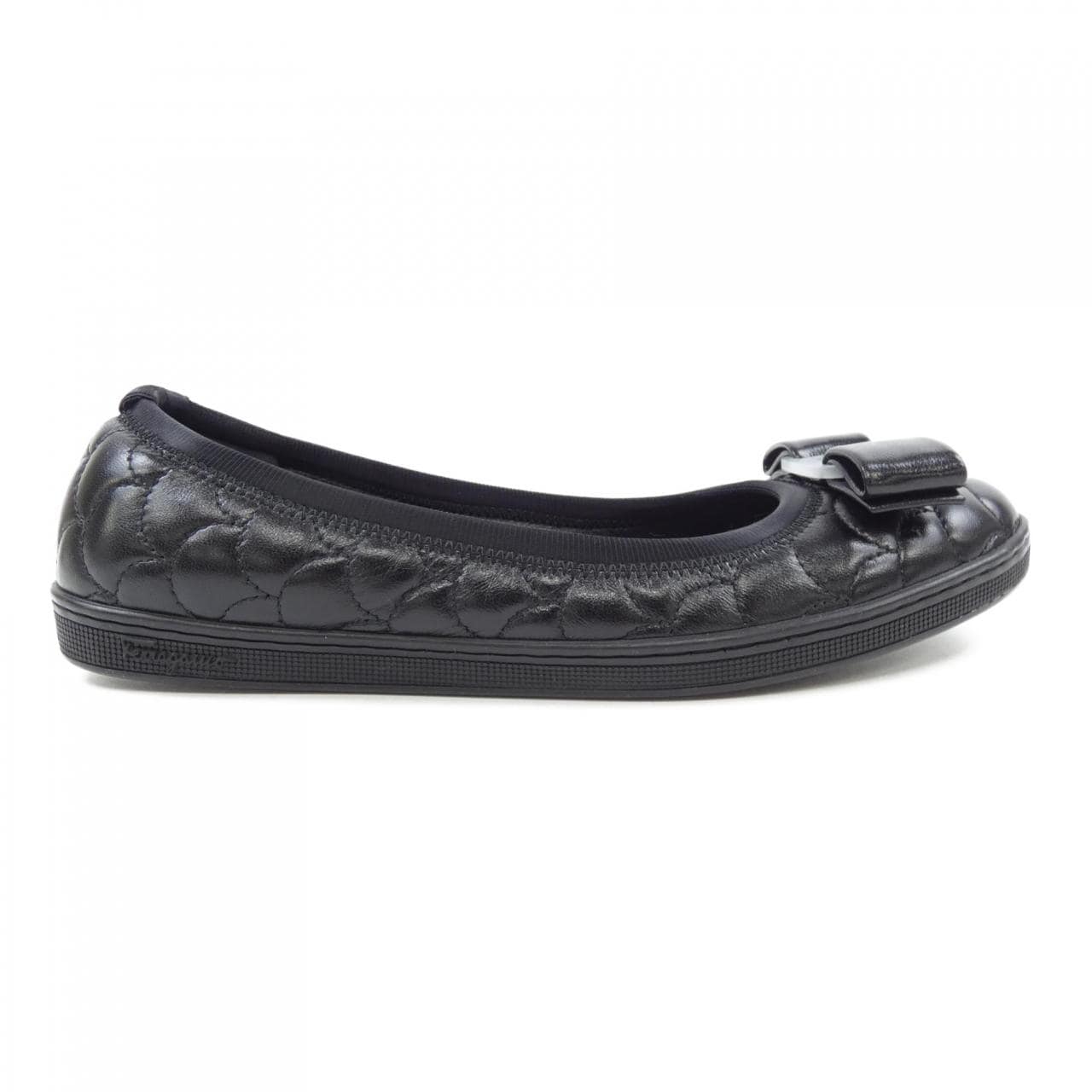 サルヴァトーレフェラガモ SALVATORE FERRAGAMO フラットシューズ