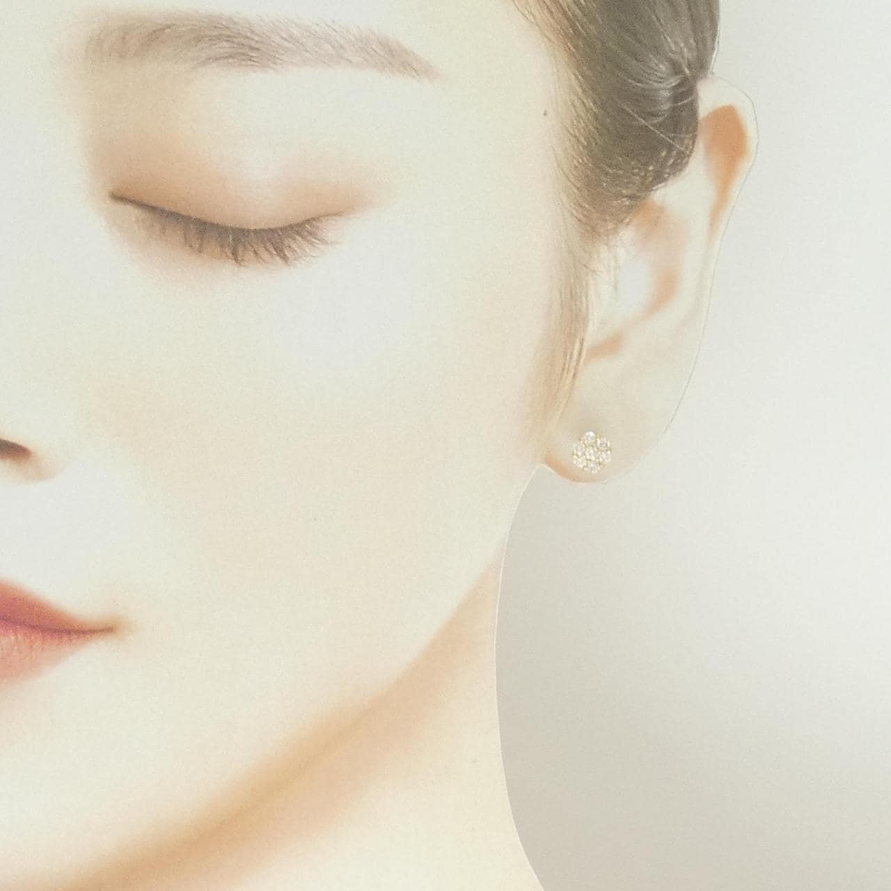 K18YG フラワー ダイヤモンド ピアス