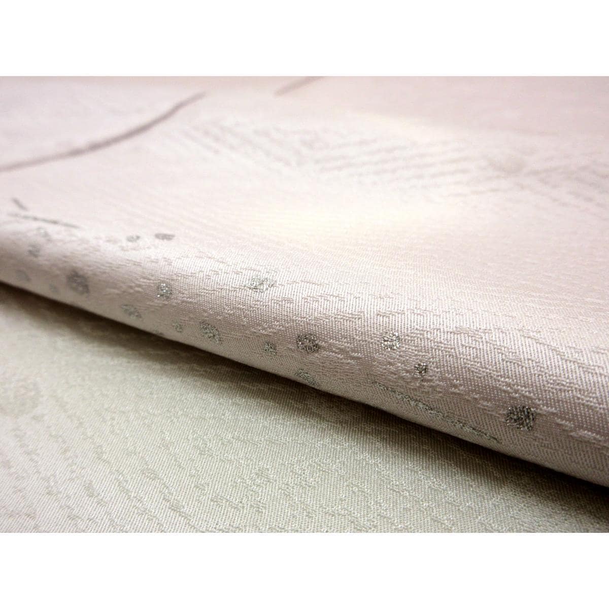 [Unused items] Visiting kimono, silver glaze processing, gradation dyeing