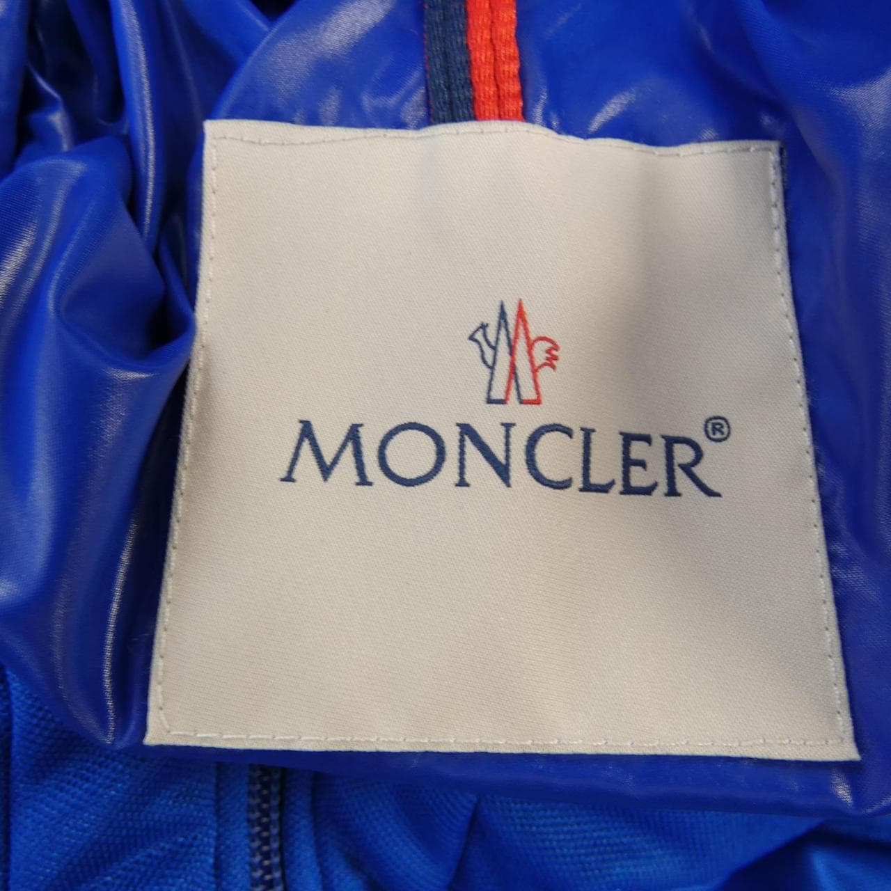 モンクレール MONCLER ダウンジャケット