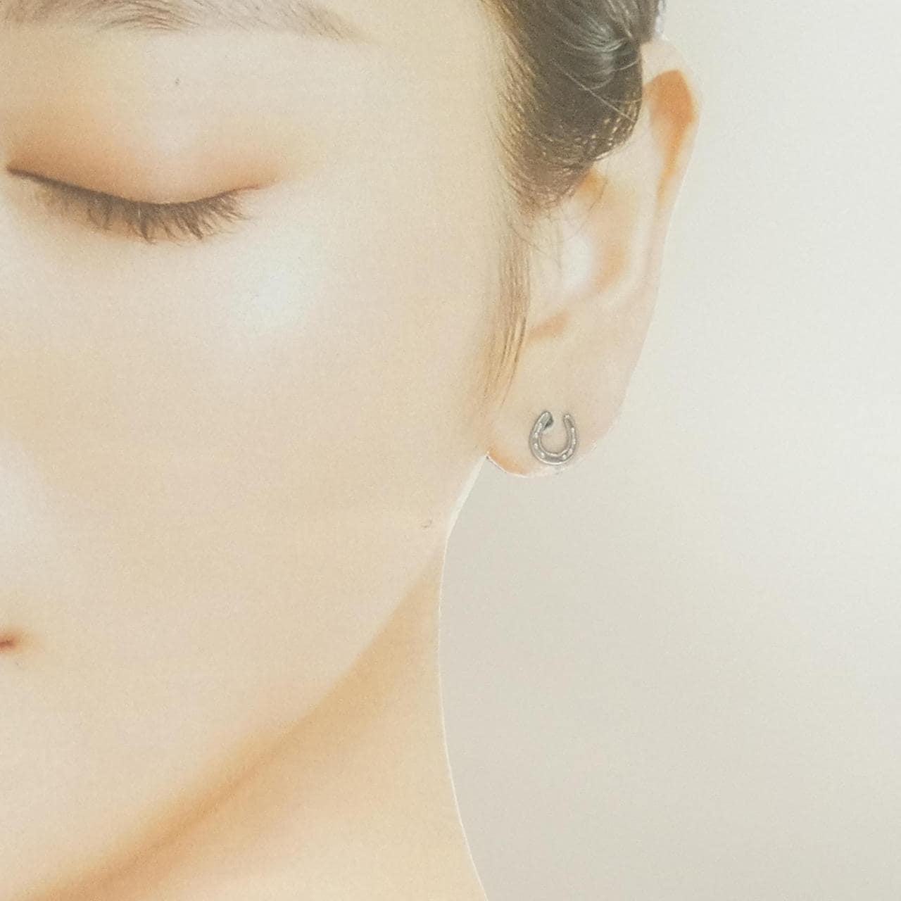 PT900 ホースシュー ピアス