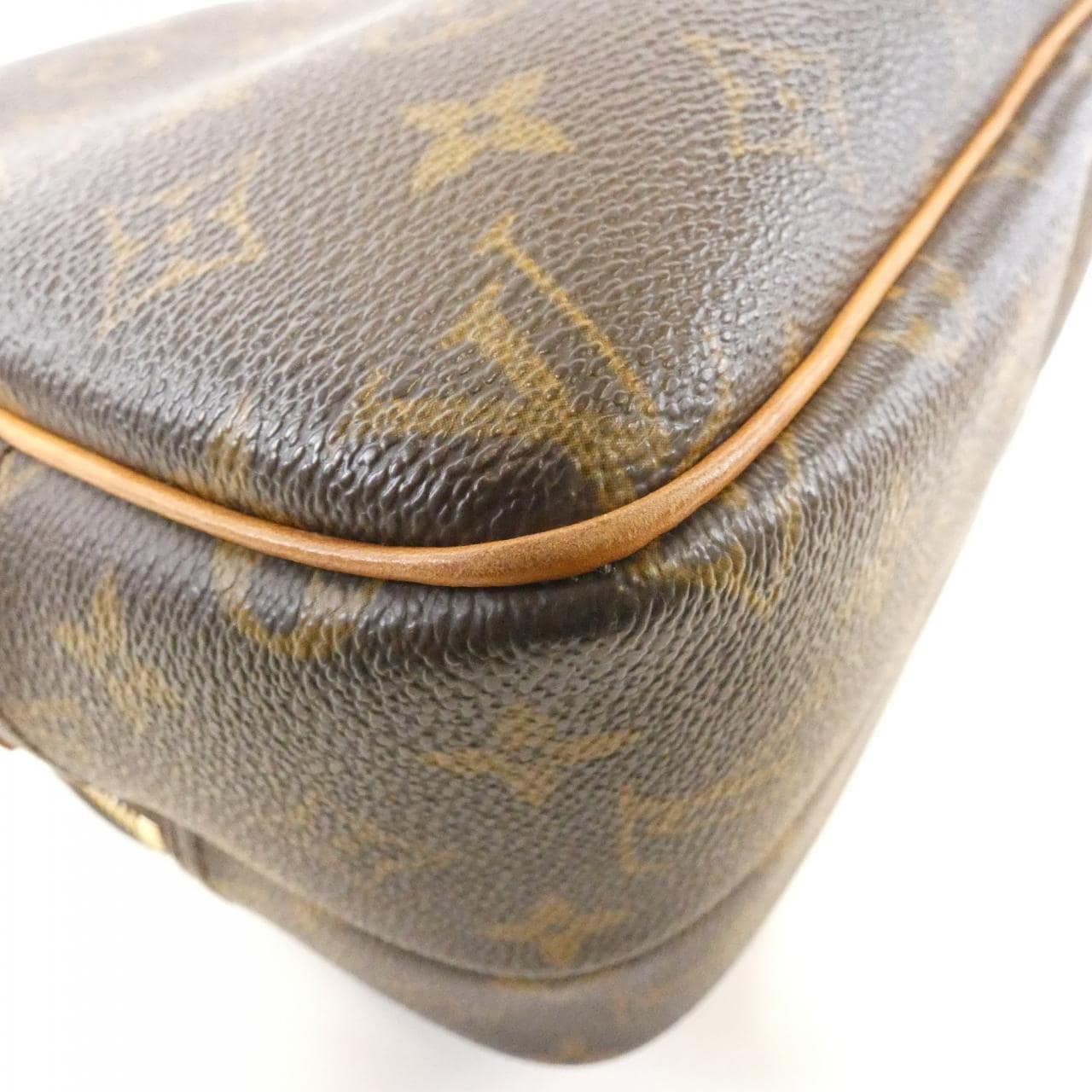 LOUIS VUITTON Monogram Reporter M45254 Shoulder Bag