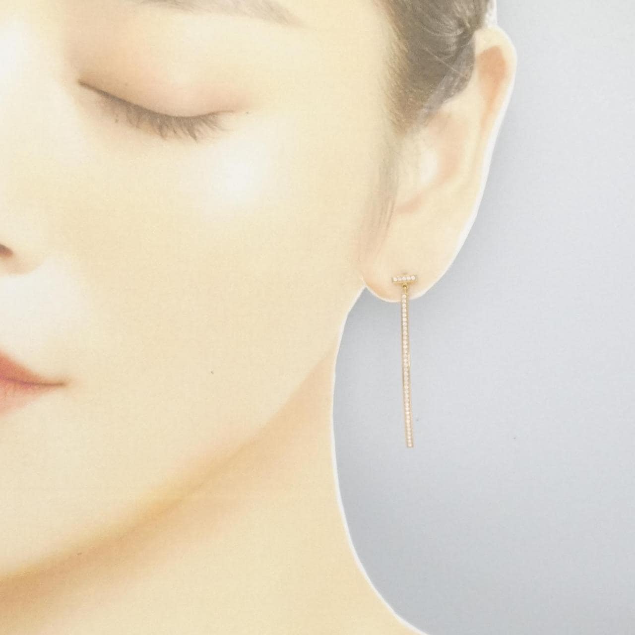[BRAND NEW] TIFFANY T Diamond bar earrings