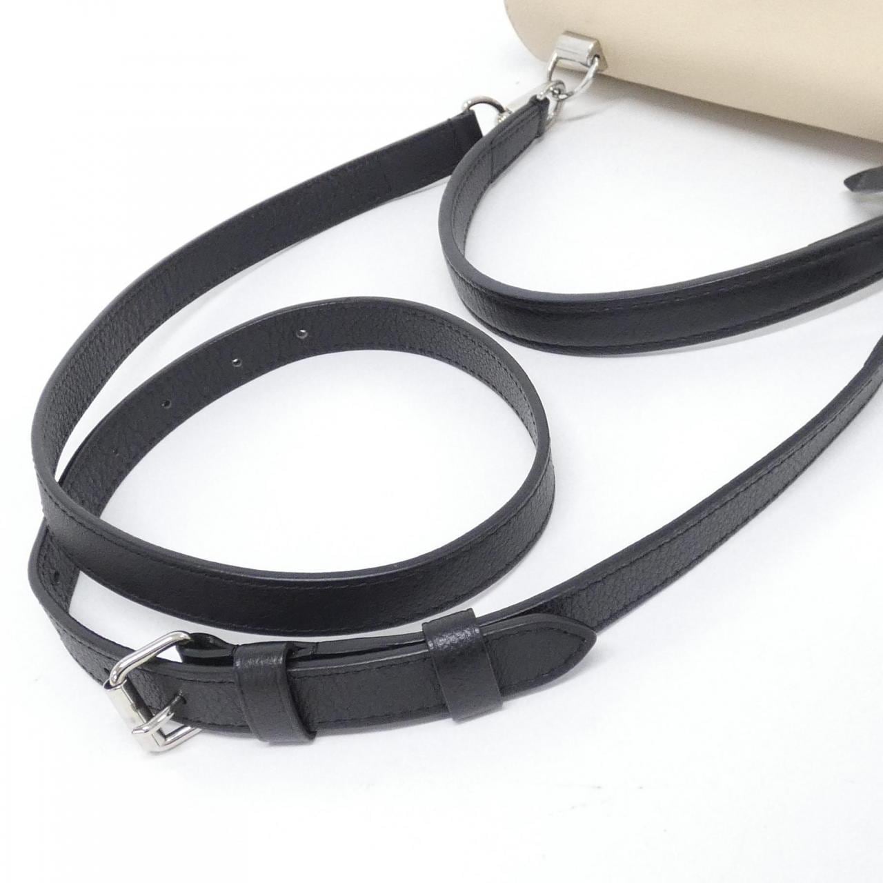 ルイヴィトン ロックミー カルターブル M50252 バッグ