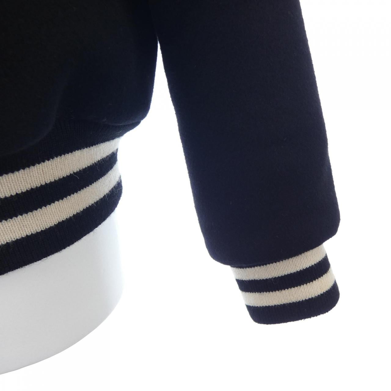 セリーヌ CELINE フード付きテディジャケット 2V98M110R スタジャン