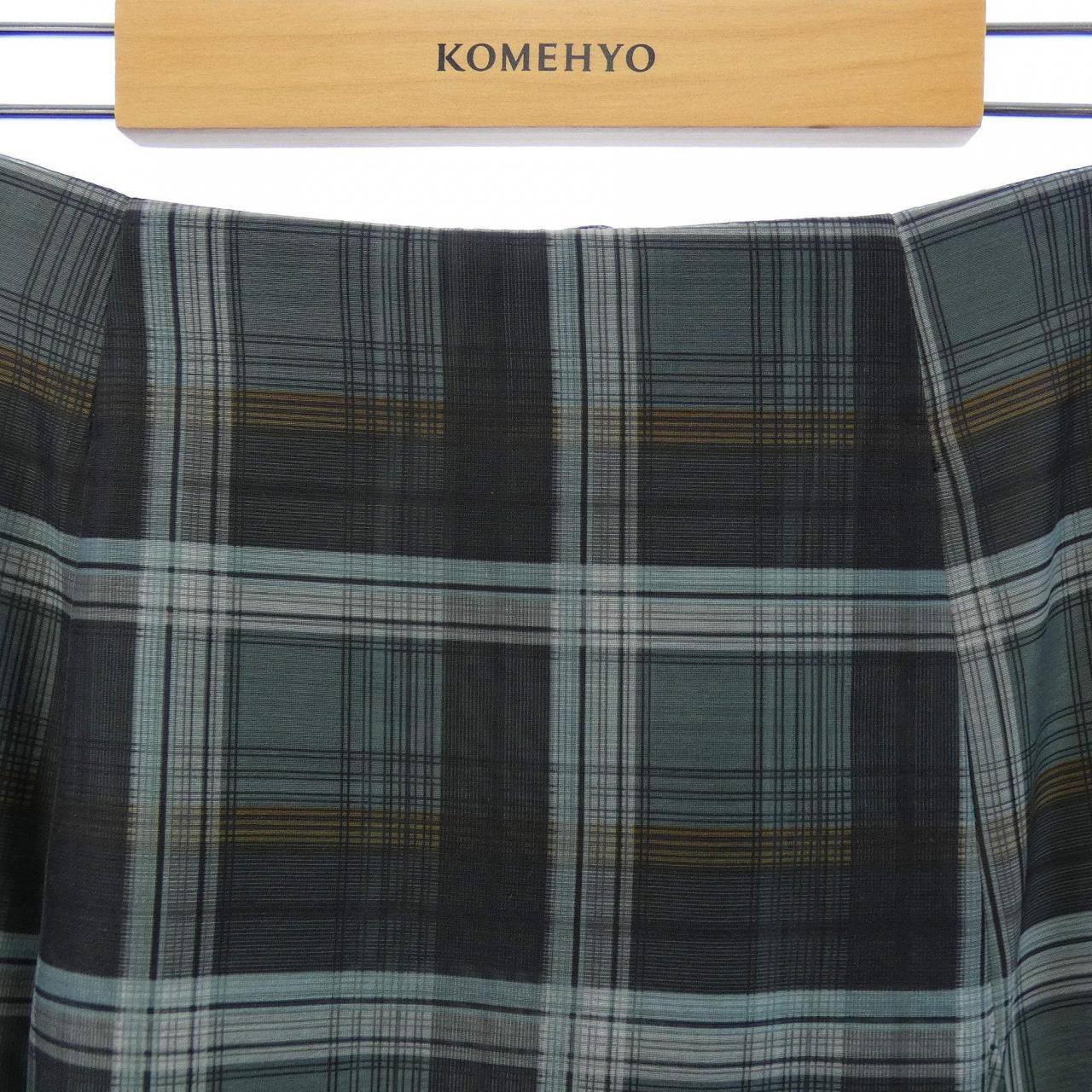 アプワイザーリッシェ Apuweiser-riche スカート