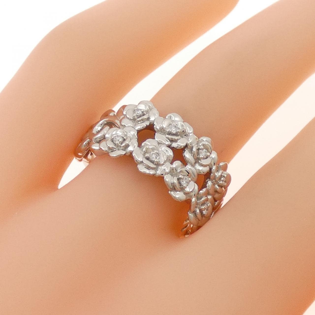 ジーエスティービー ダイヤモンド リング 0.05CT