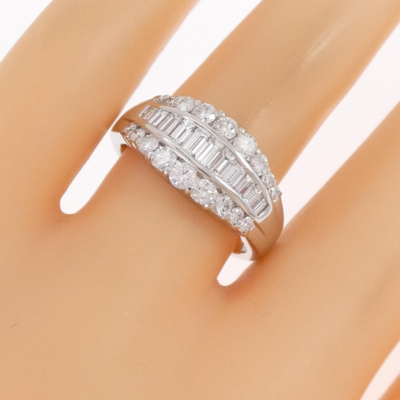 PT900 ダイヤモンド リング 1.12CT