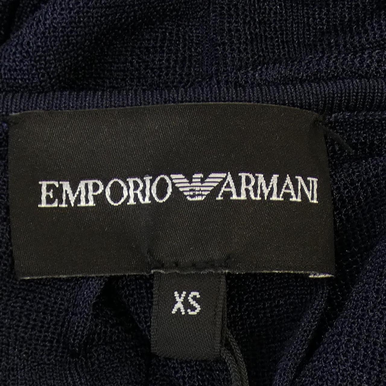 エンポリオアルマーニ EMPORIO ARMANI トップス