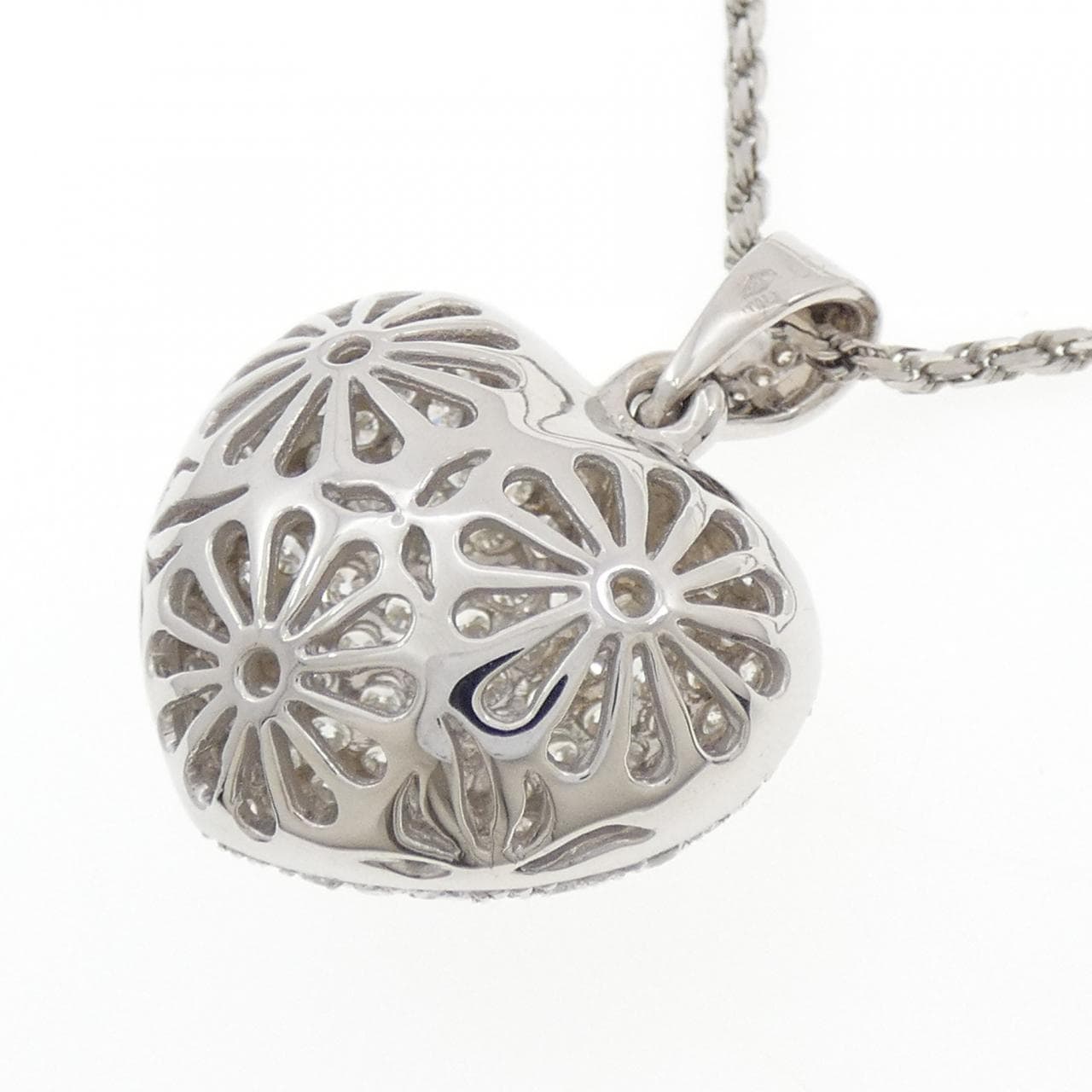 750白金心形密镶钻石项链，5.00克拉