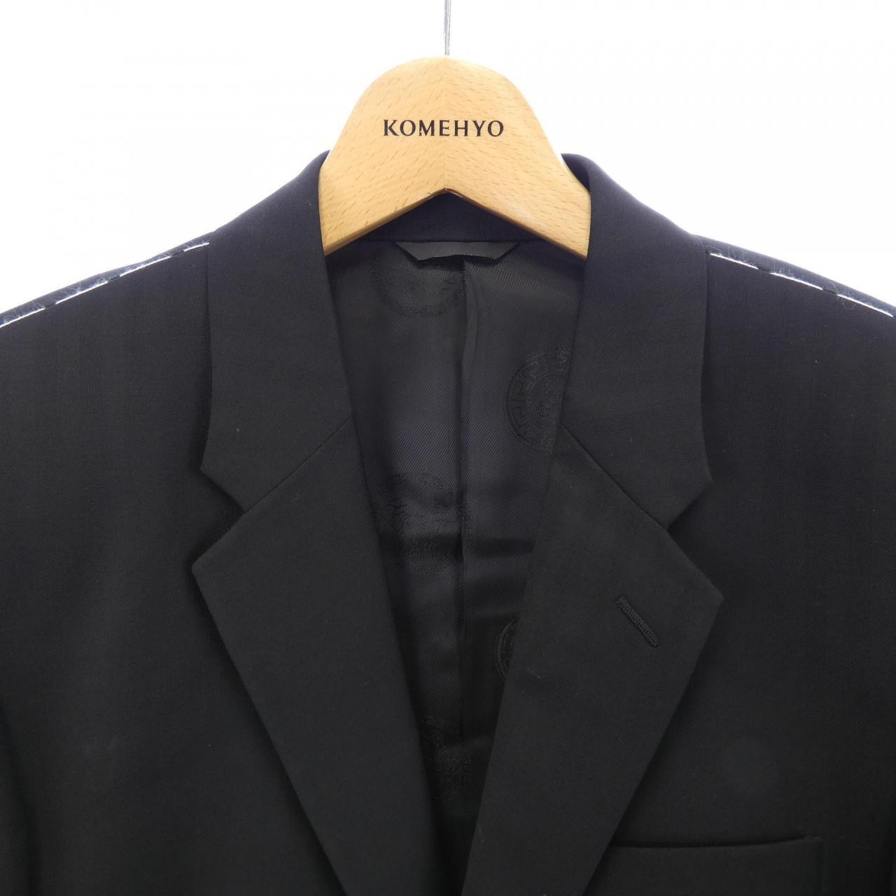 ヴェルサーチェ VERSACE A76359 スーツ