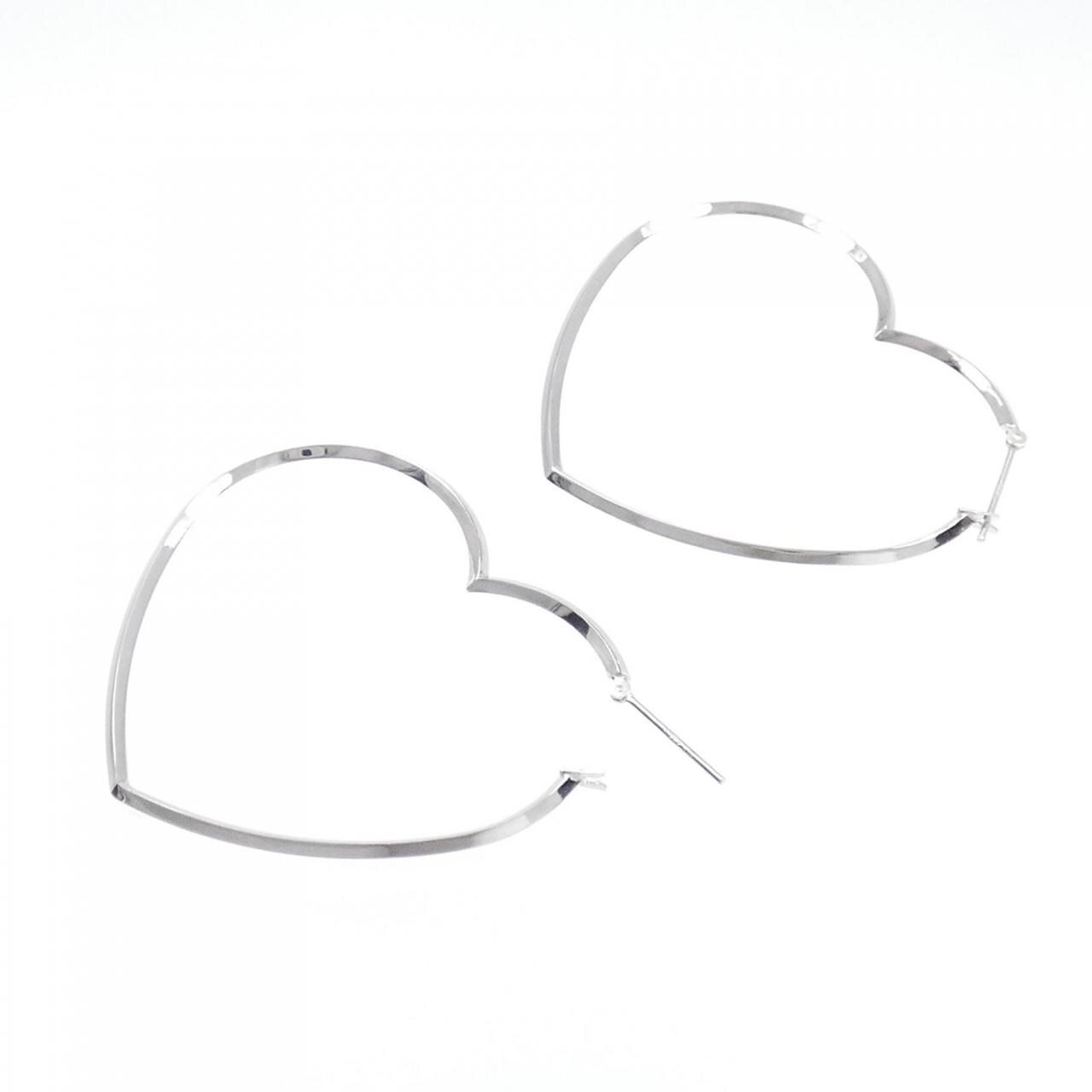 K18WG heart earrings