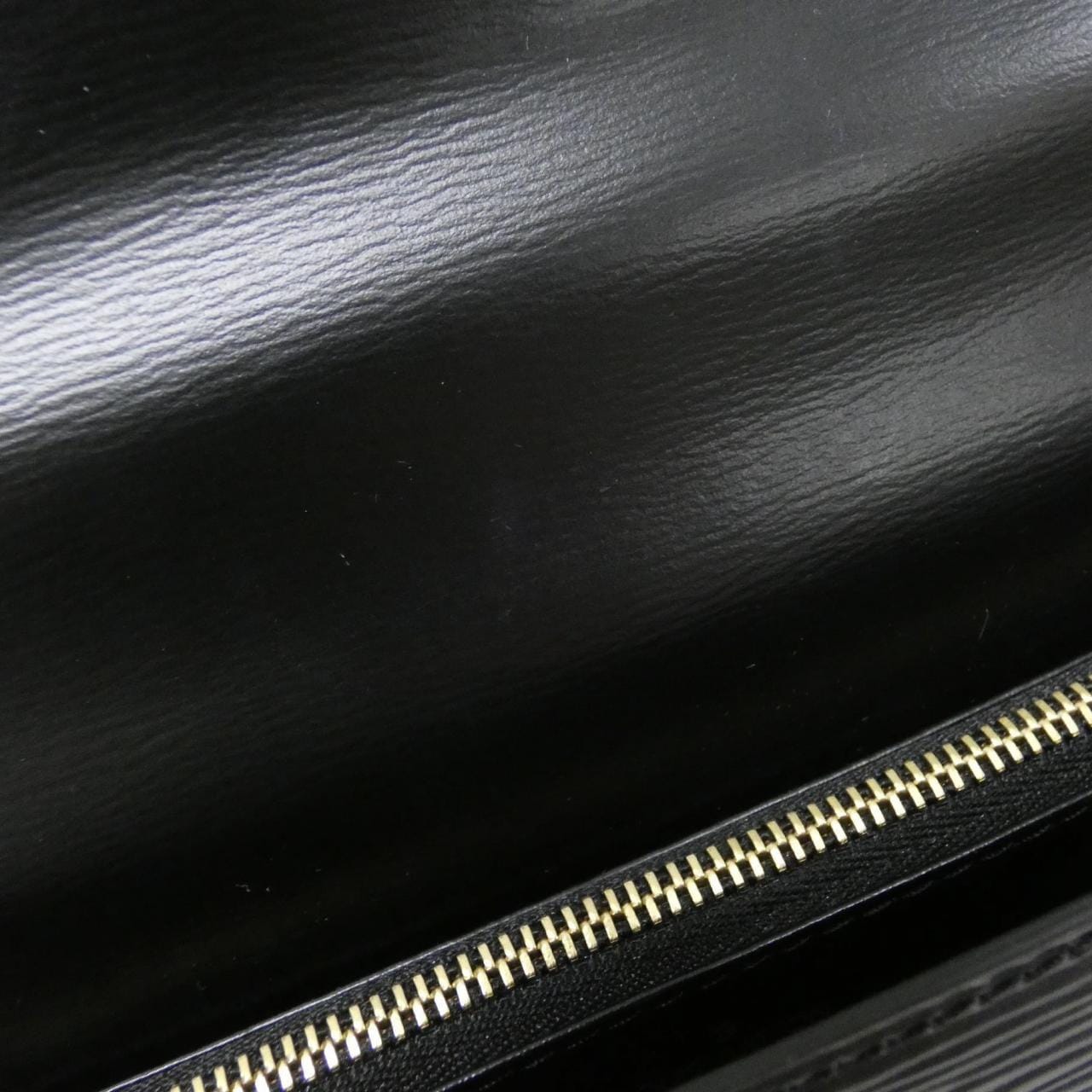 ルイヴィトン エピ マルゼルブ M52372 バッグ