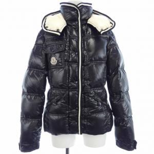 モンクレール MONCLER ダウンジャケット