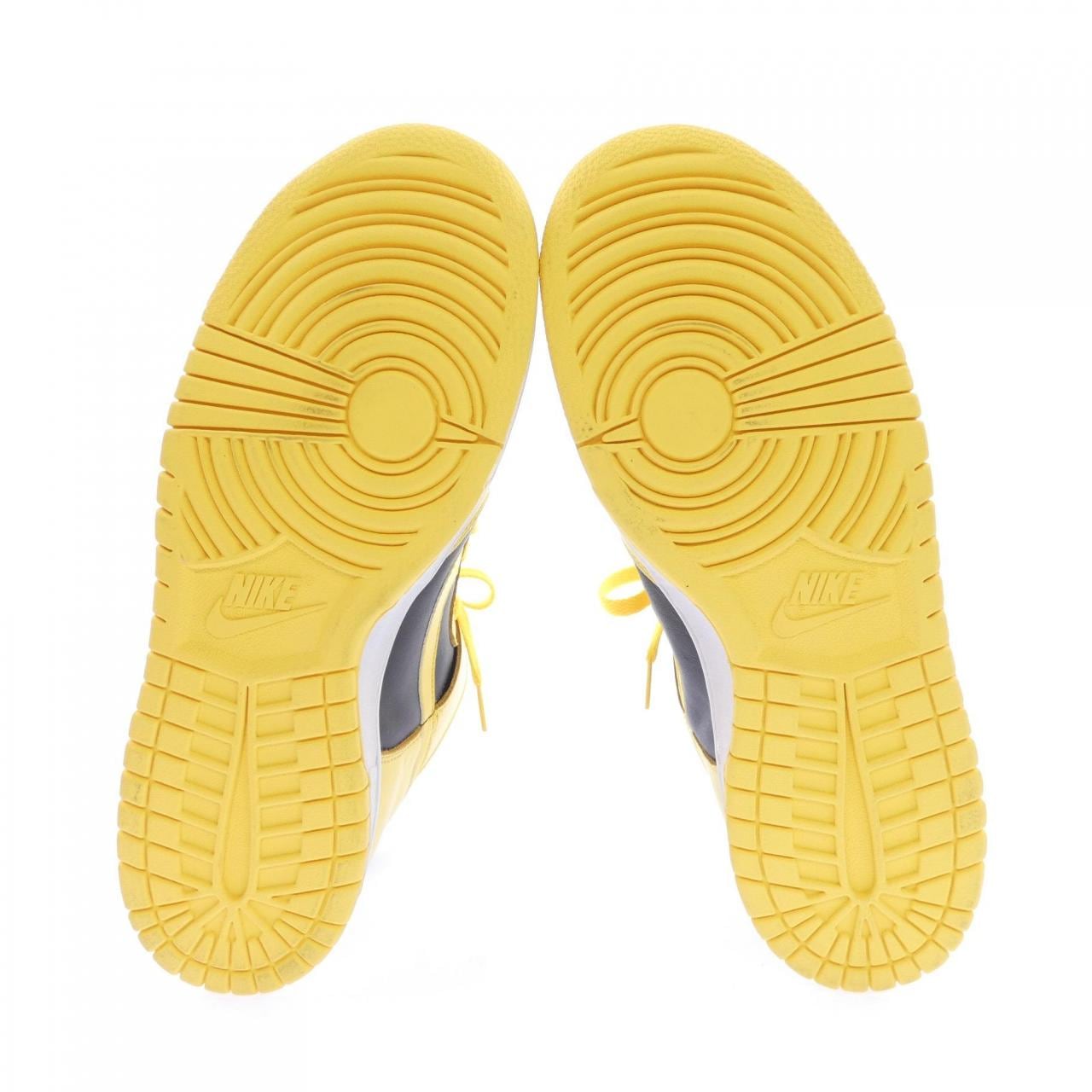 ナイキ NIKE スニーカー