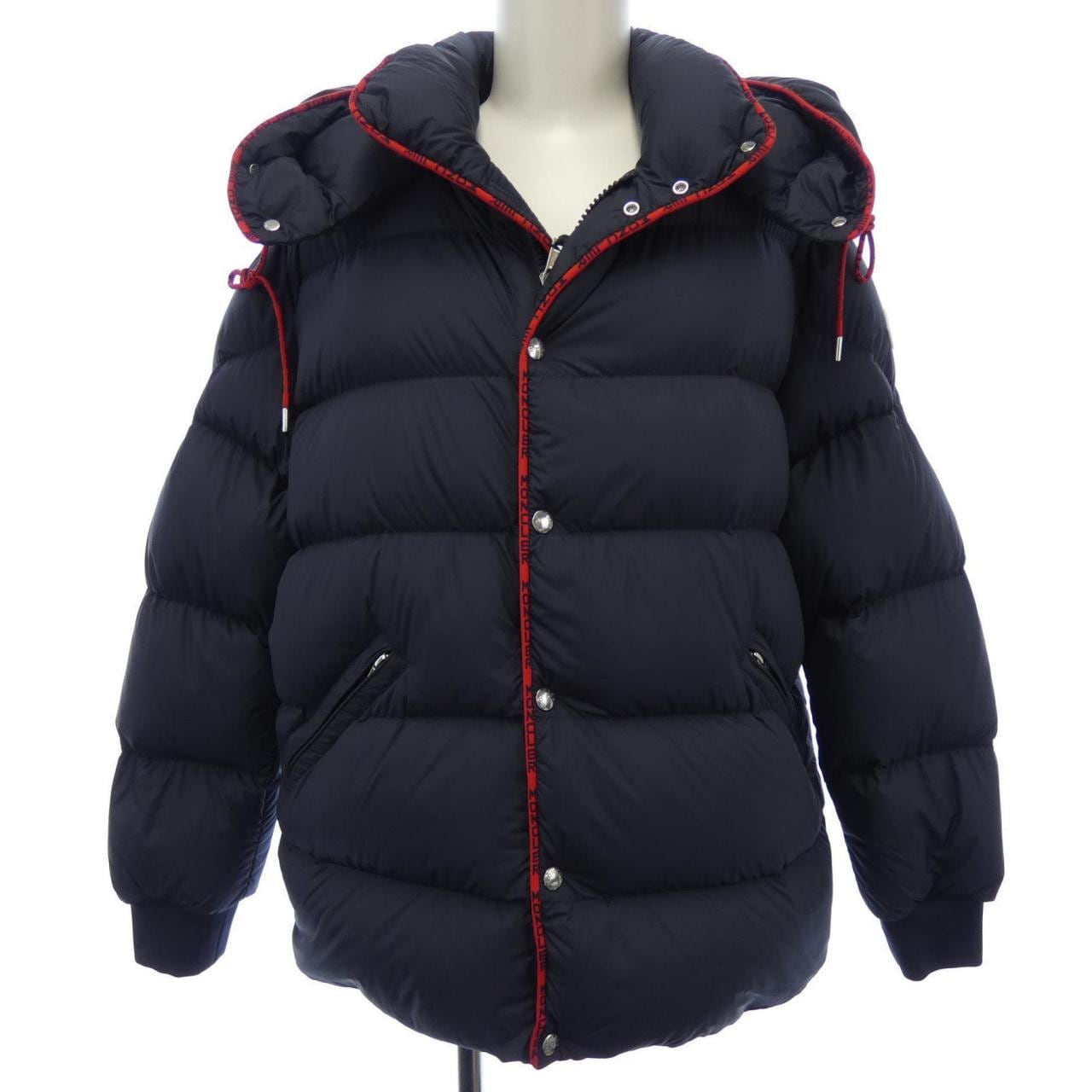 モンクレール MONCLER ダウンジャケット