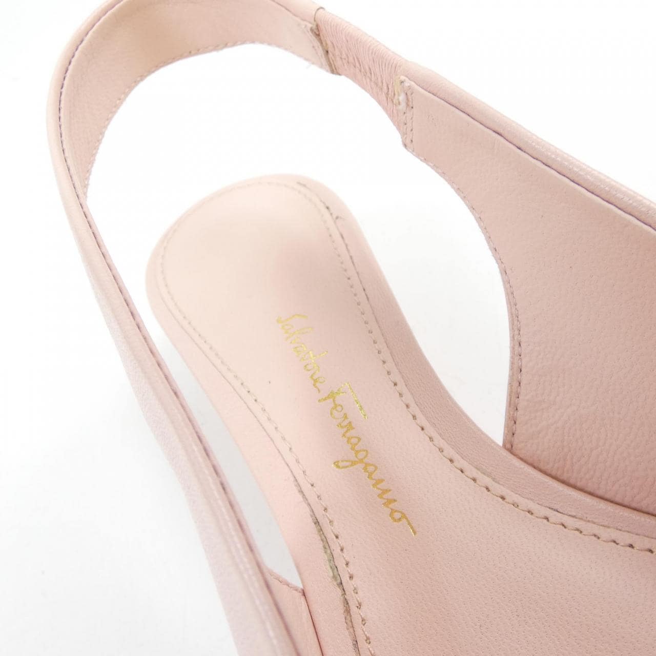 サルヴァトーレフェラガモ SALVATORE FERRAGAMO VIVA SLING パンプス