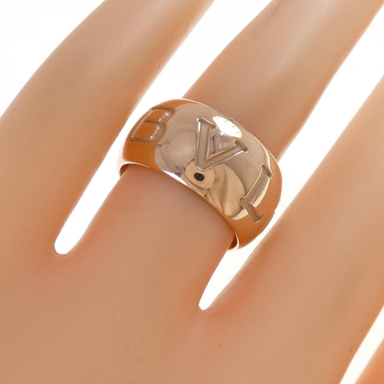 ブルガリ モノロゴ リング