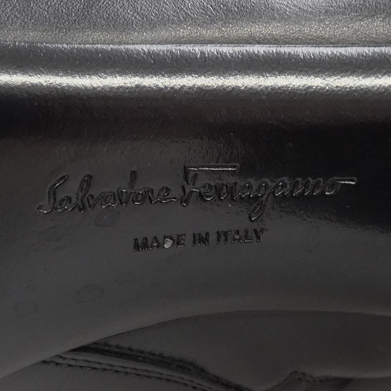 サルヴァトーレフェラガモ SALVATORE FERRAGAMO ブーツ