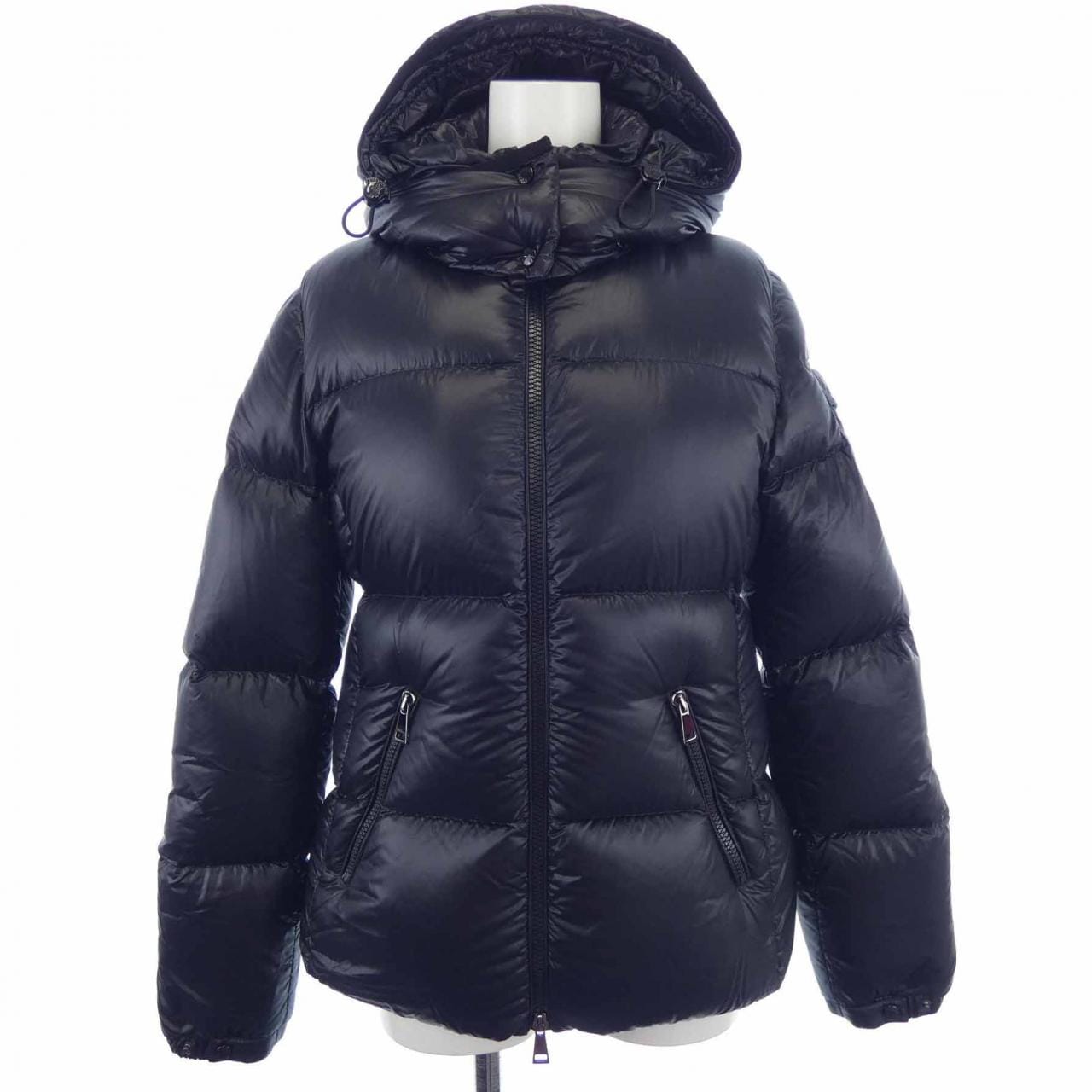 モンクレール MONCLER ダウンジャケット