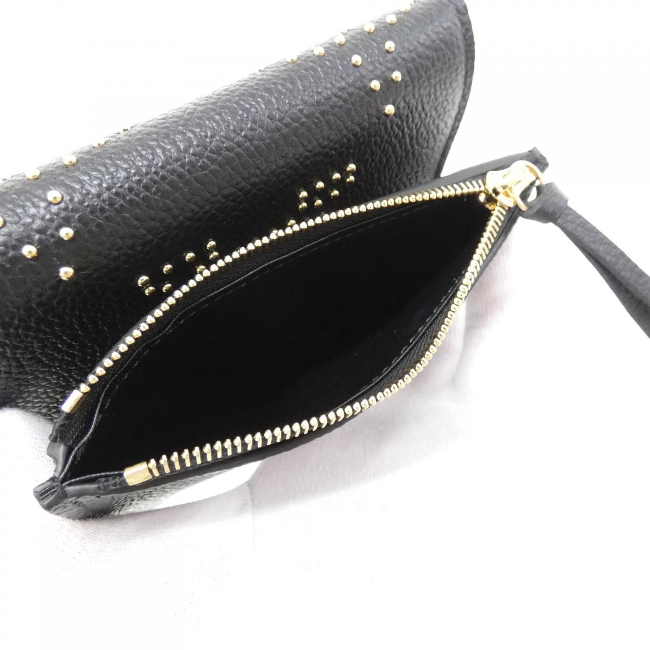 ルイヴィトン モノグラム アンプラント(スタッズ) ポルトフォイユ ヴィクトリーヌ M82840 財布