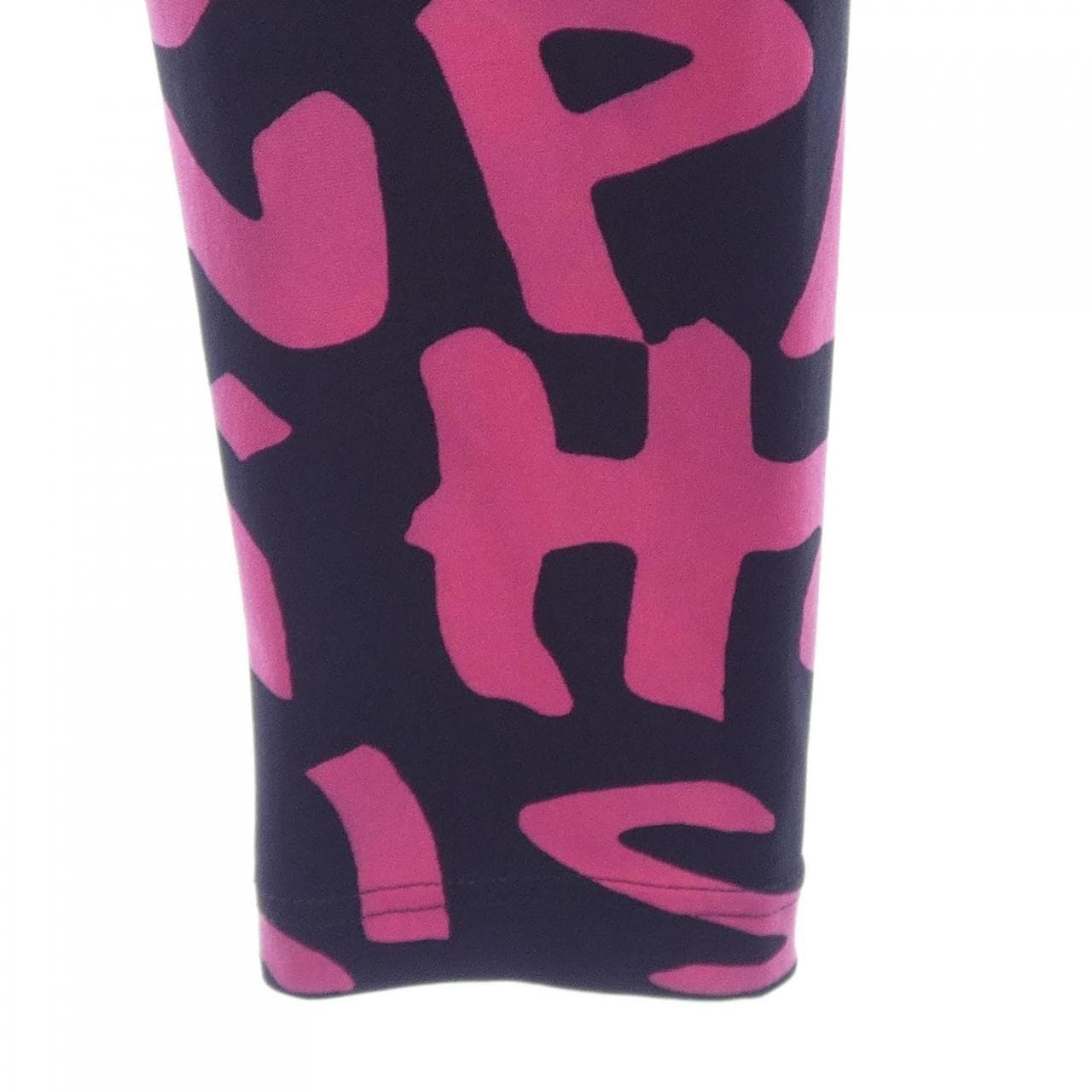 ルイヴィトン LOUIS VUITTON WOPA09PGT レギンス