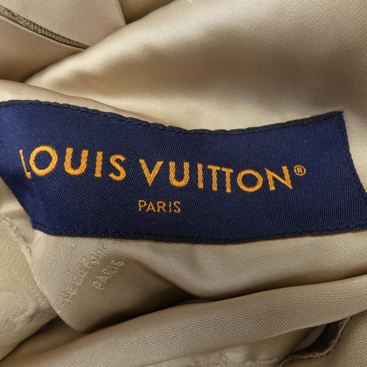 ルイヴィトン LOUIS VUITTON エンボスモノグラムシングルブレステッドジャケット HKJ42EZDC ジャケット