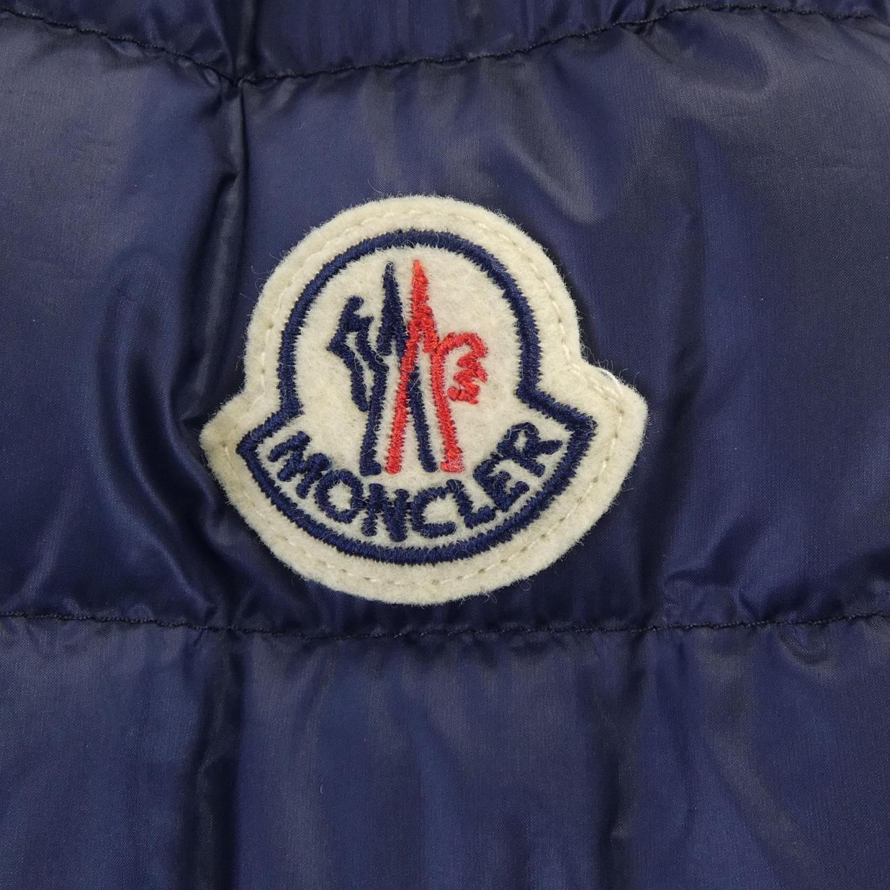 モンクレール MONCLER ダウンジャケット