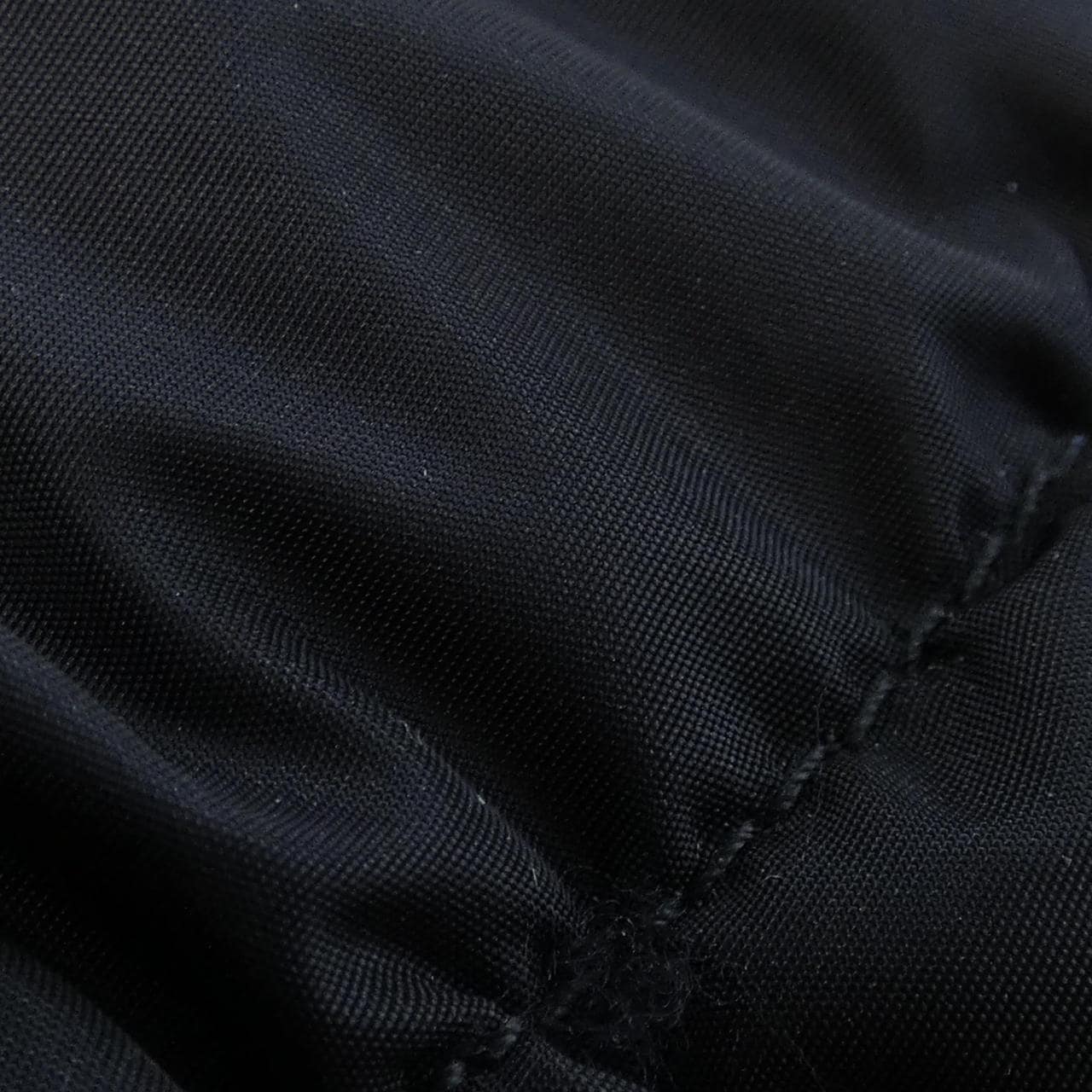 普拉达PRADA羽绒服