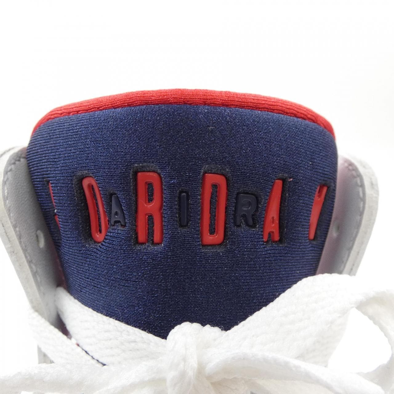 ナイキ ジョーダン NIKE JORDAN スニーカー