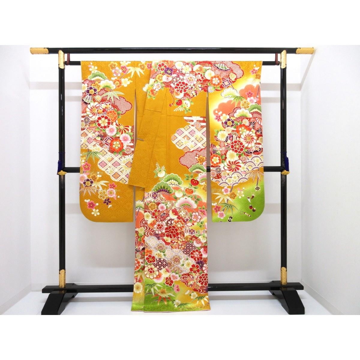 振袖　友禅金彩加工　刺繍入りボカシ染