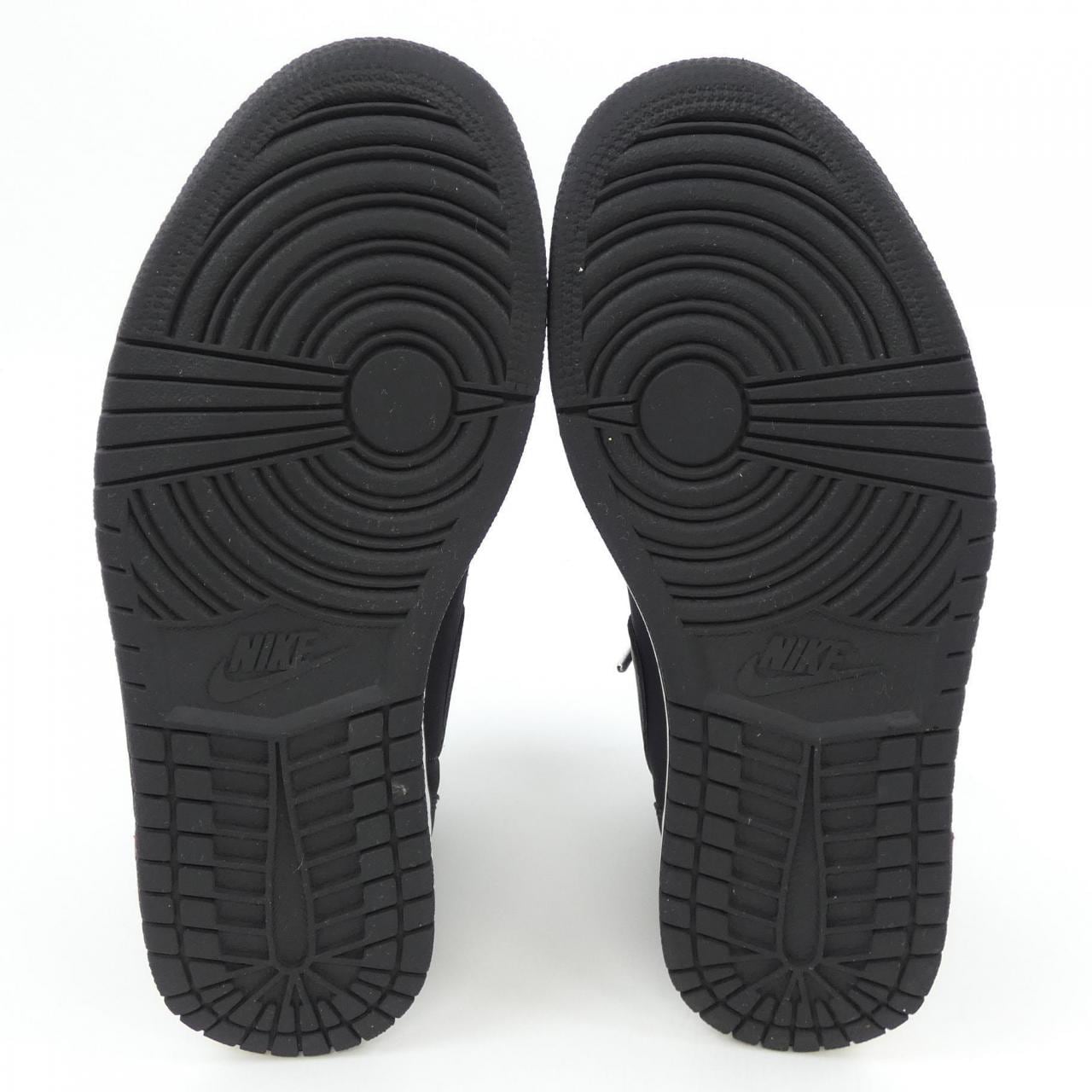 ナイキ NIKE AR2354-001 スニーカー