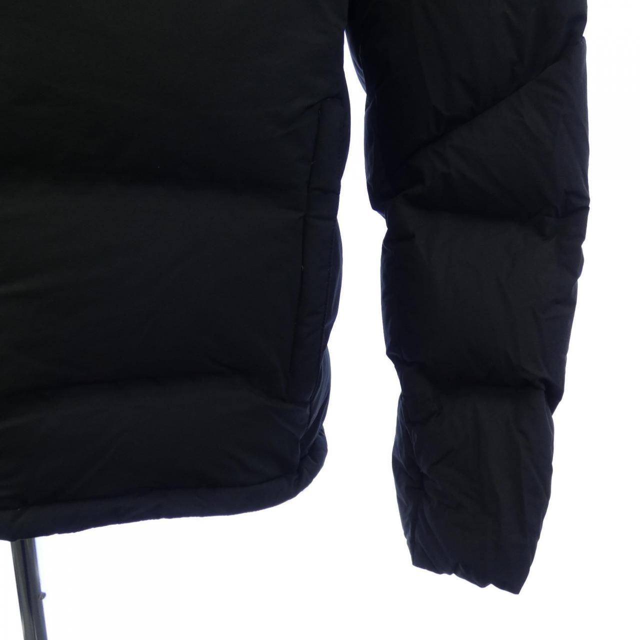 ザノースフェイス THE NORTH FACE ND91915 ダウンジャケット