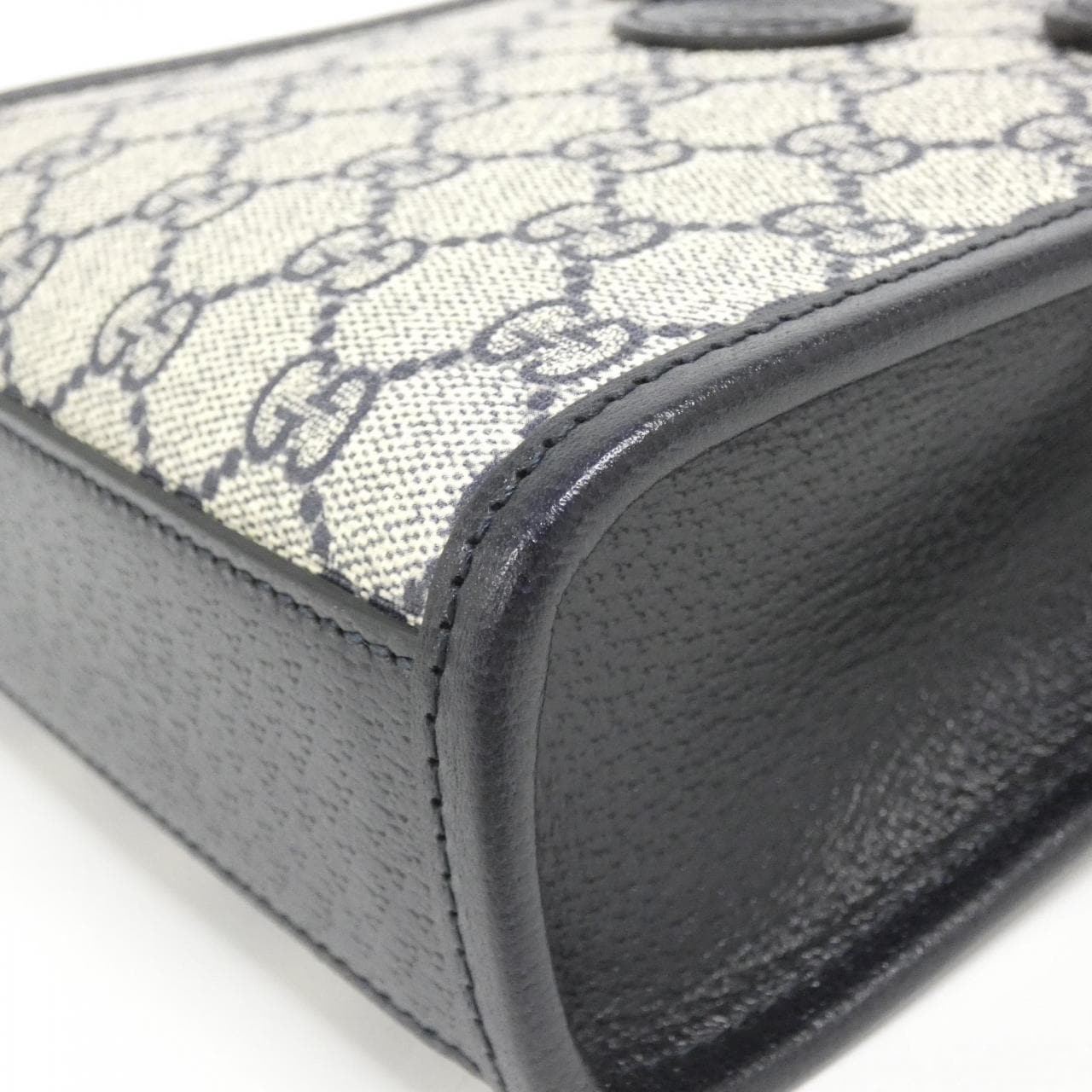 グッチ 671623 K9GSN バッグ