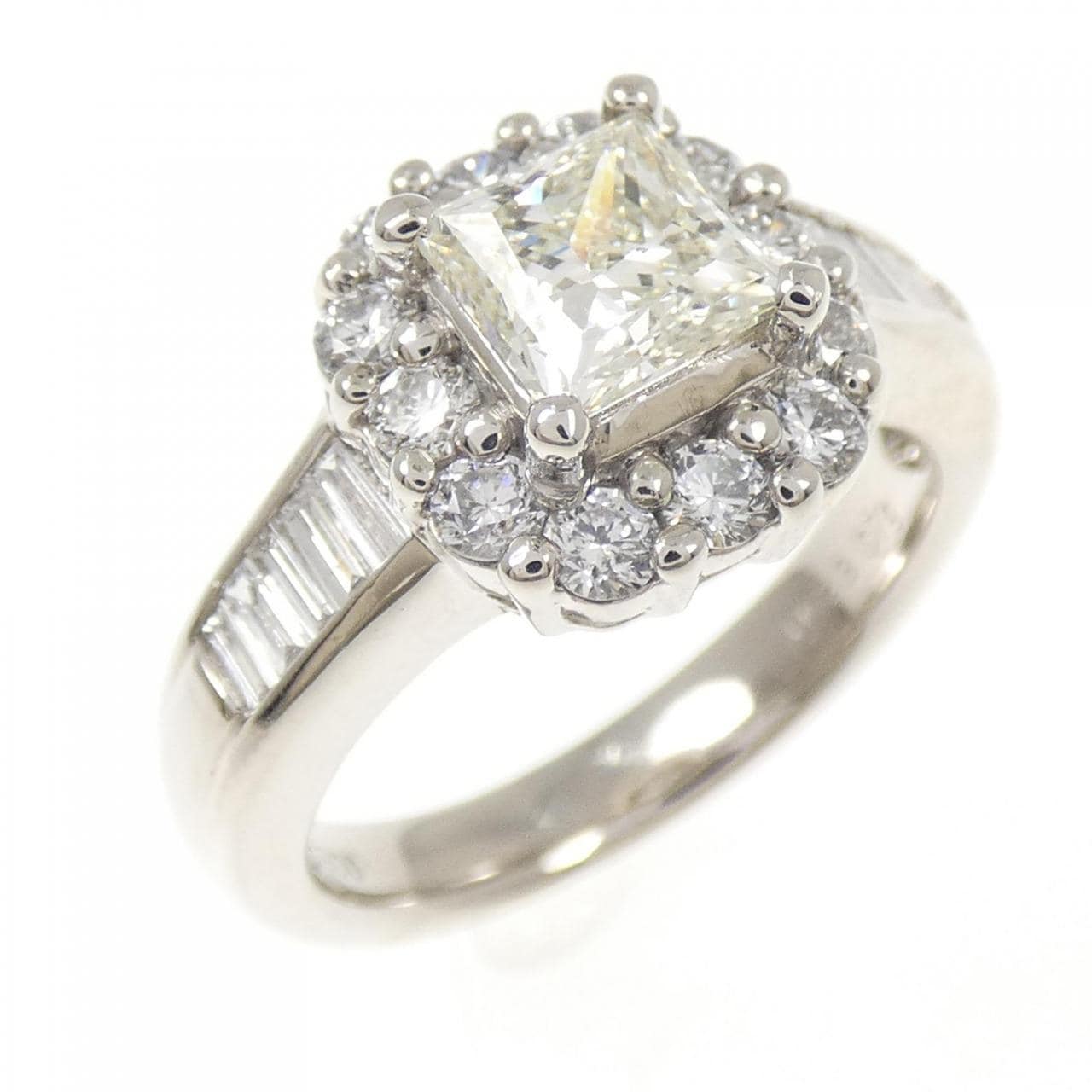 PT900 ダイヤモンド リング 1.023CT L SI1 ファンシーカット