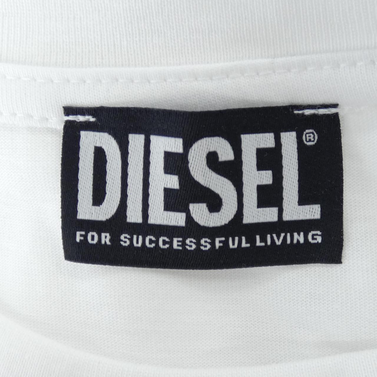 ディーゼル DIESEL Tシャツ