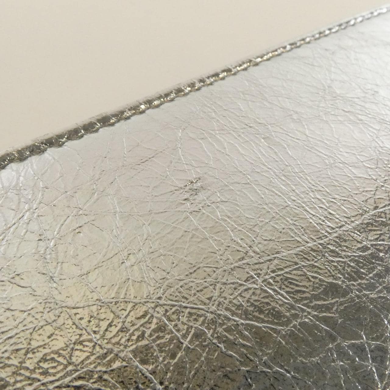 バレンシアガ PAPER 381226 0XS1N 財布