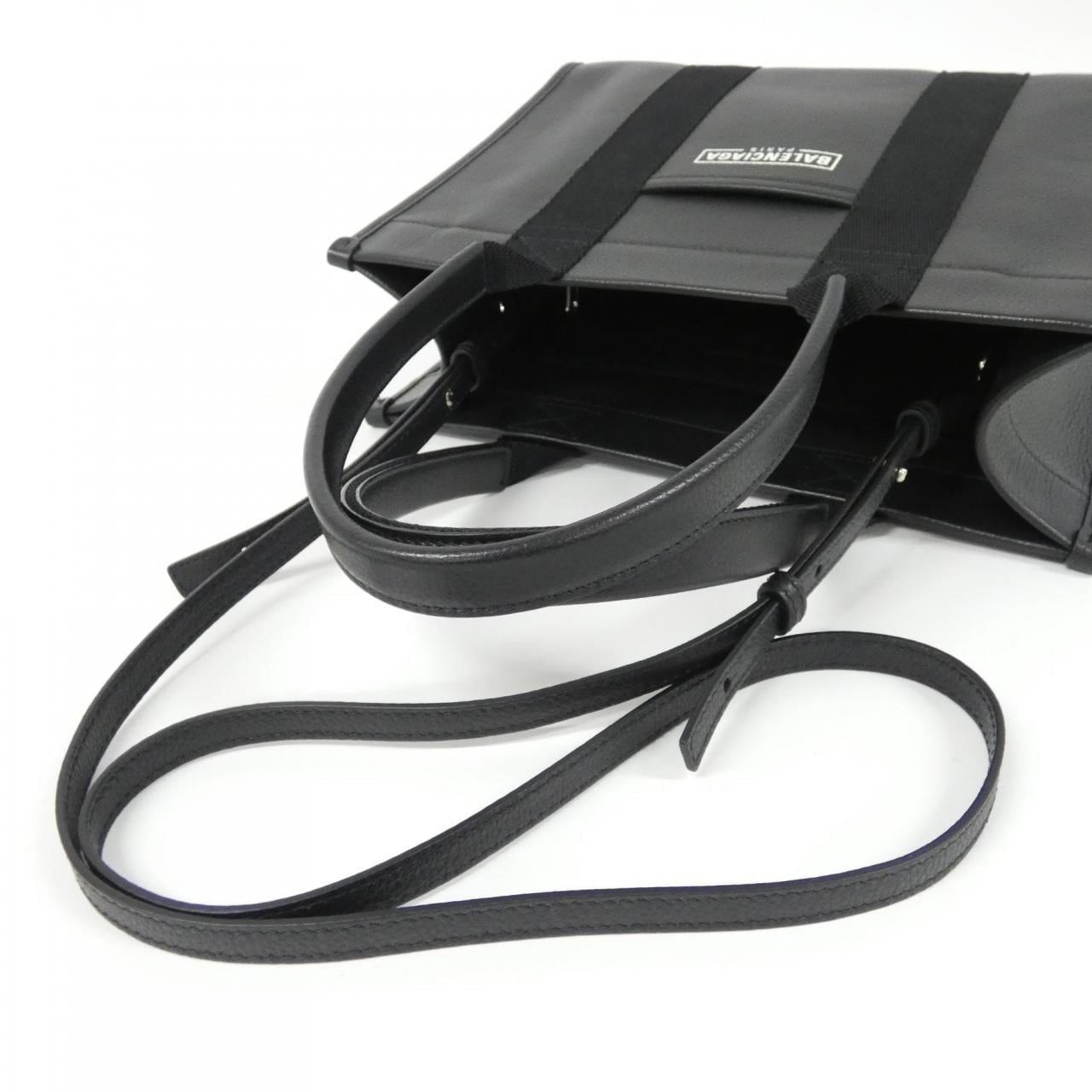 バレンシアガ ハードウェア 671402 2103A バッグ