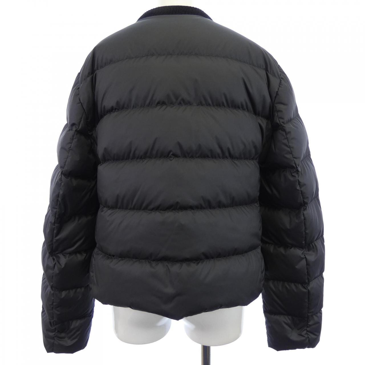 【新品】モンクレール MONCLER MAUVEZIN ダウンジャケット