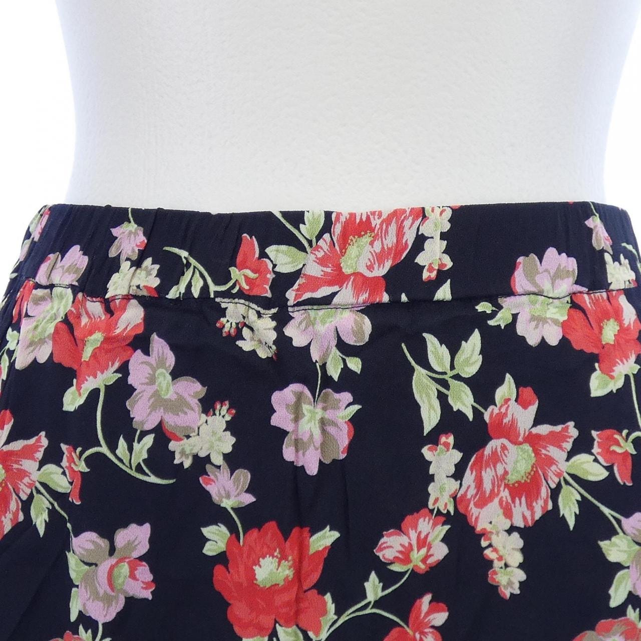 ヌメロヴェントゥーノ N°21 スカート