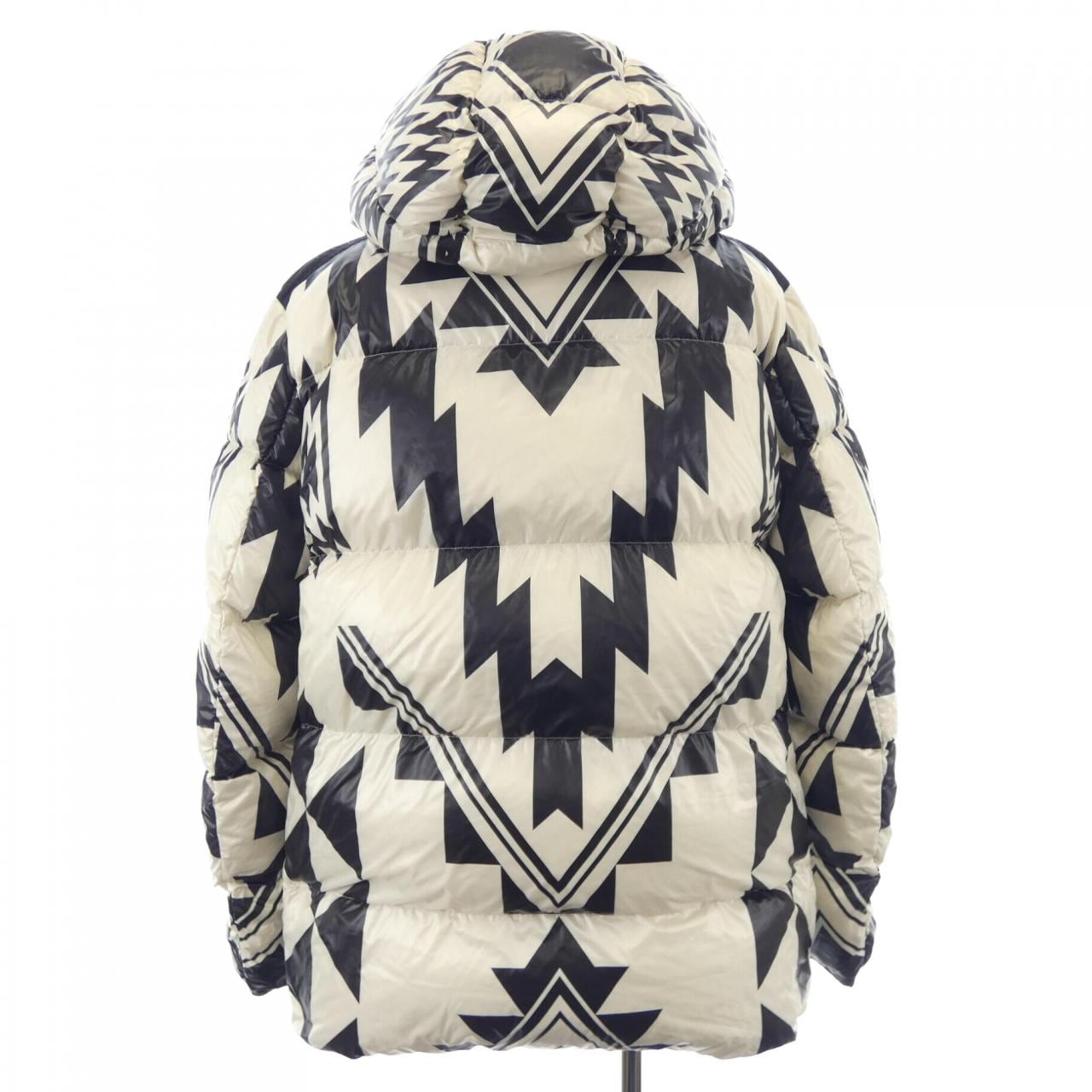 モンクレール MONCLER HORDELYME ダウンジャケット