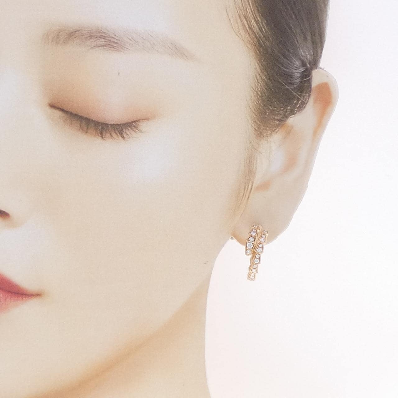 ブルガリ セルペンティ ヴァイパー ピアス