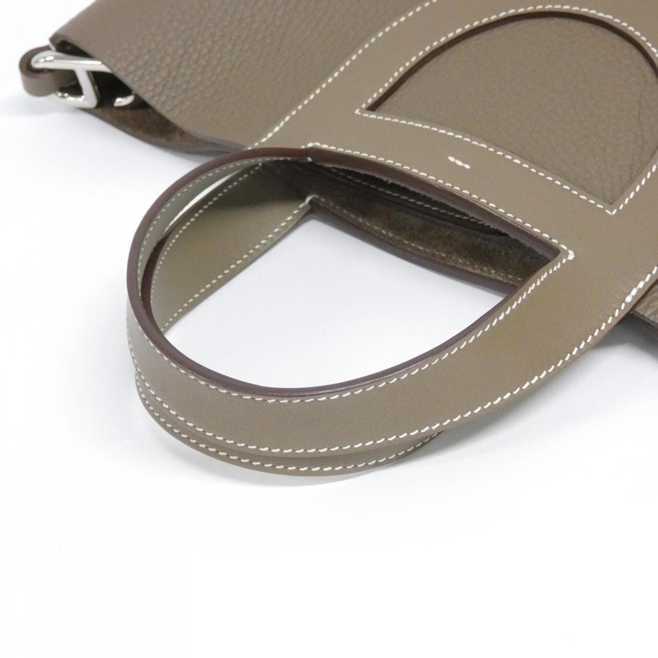 エルメス イン ザ ループ 18cm 084274CK バッグ